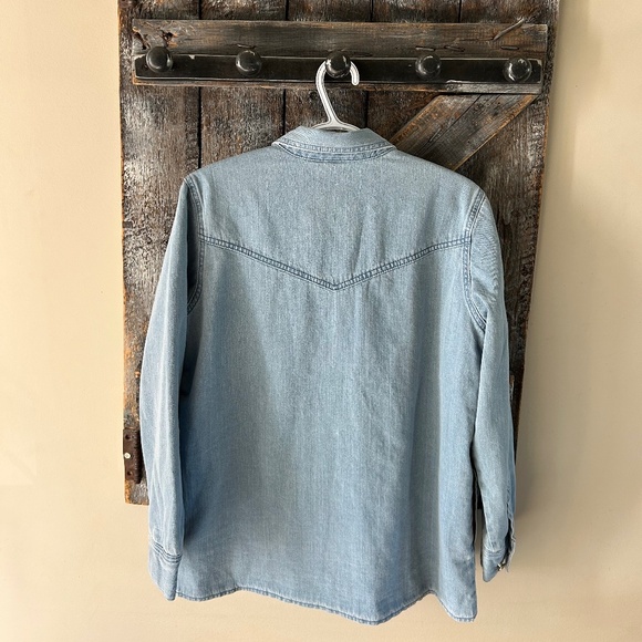 Women's Volcom Flannel Lined Stone Wash Denim Button Down Collared Shirt - Picture 2 of 3